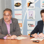 Javier Hernández García, presidente de la Federación Aragonesa de Atletismo, junto a Daniel Gimeno